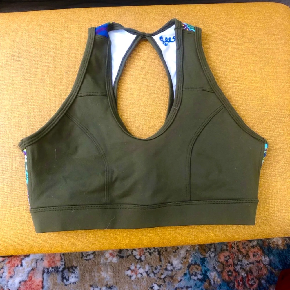 Free flying fish sports bra
